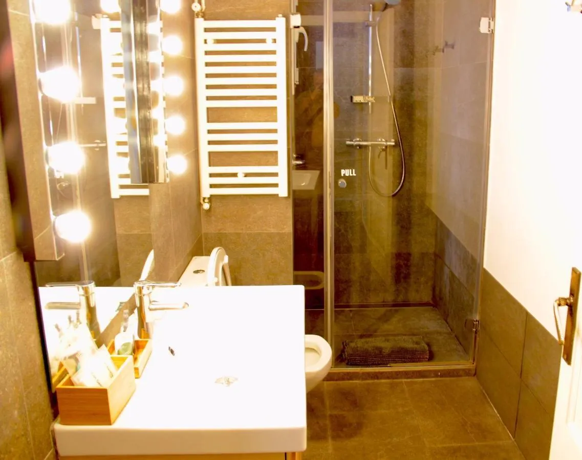 Mr. Serrano Apartments Barcelona 0*,